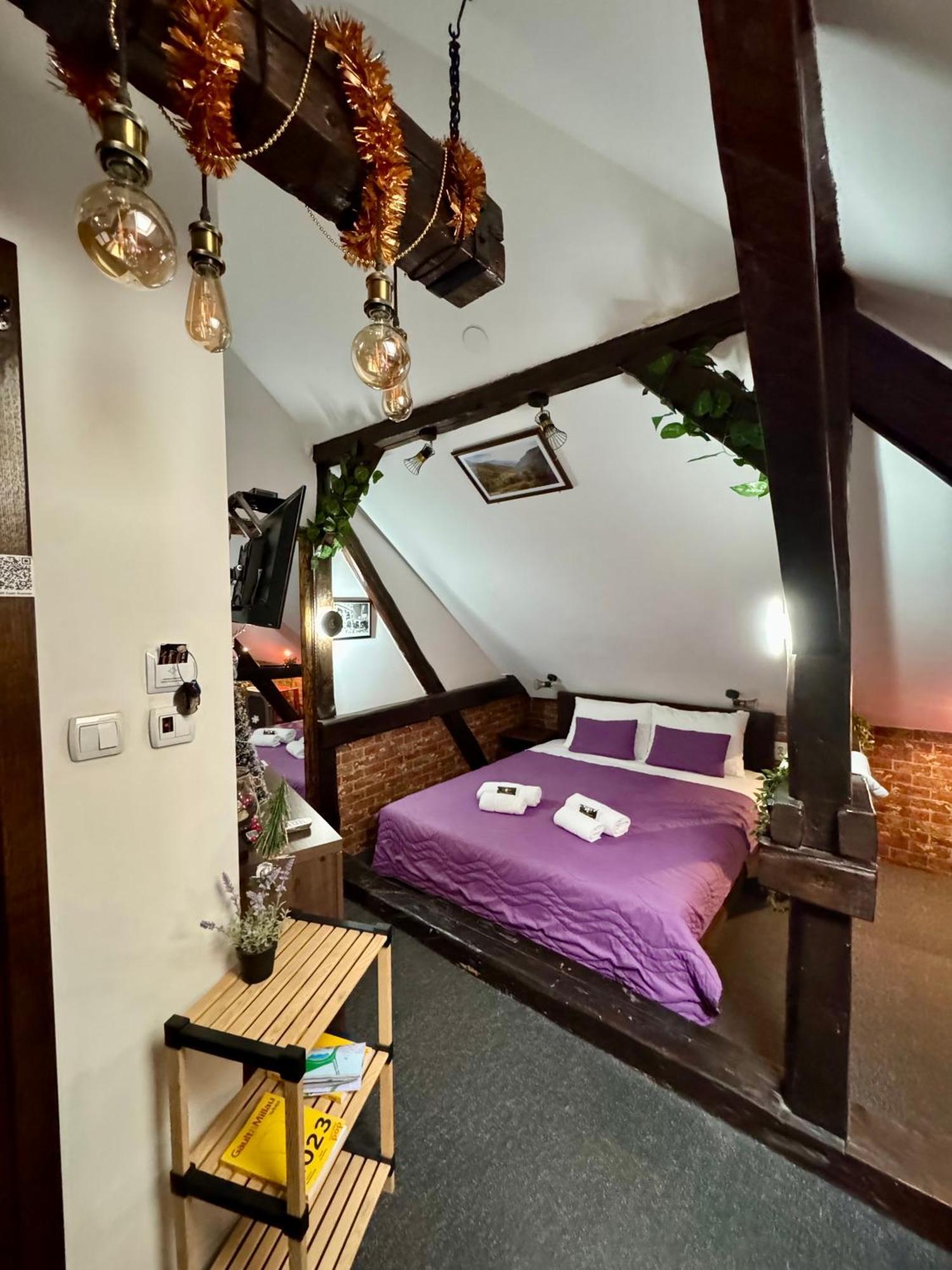 Pirocanac Rooms & Restaurant "Breakfast-Lunch-Dinner" Pirot Esterno foto
